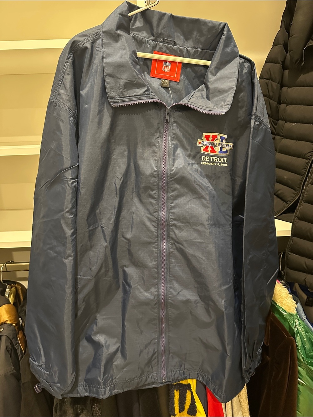 Super Bowl, 2006 nylon NFL Navy Detroit Logo
Light weight jacket